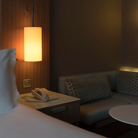 Hilton Paris La Defense Hotel Puteaux Exterior photo