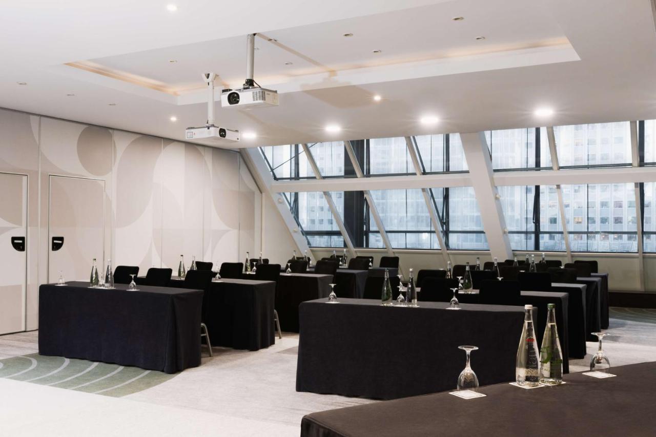 Hilton Paris La Defense Hotel Puteaux Exterior photo